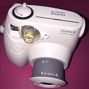 FujiFilm instax 7S (instant photo print camera)