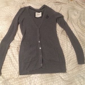 A&F grey cardigan