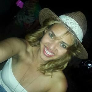 Meet your Posher, Kelli