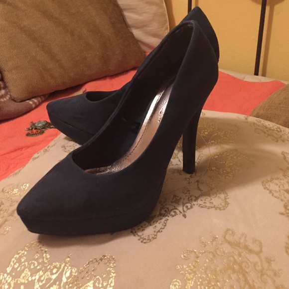 Decent blue heels
