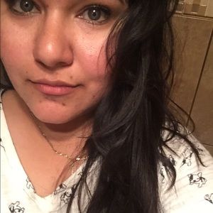 Meet your Posher, Vilma