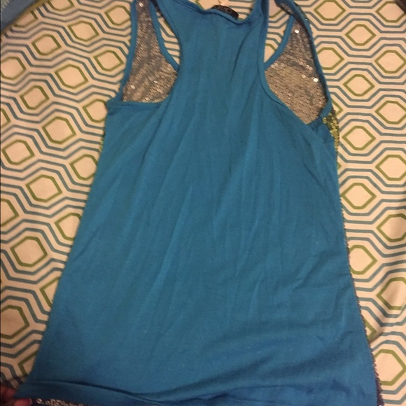 Sequin Tank Top ⭐️ - Picture 3 of 3