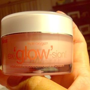 Bliss Ex-glow-sion Triple Oxygen moisture cream