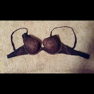 DKNY 30D sexy lacey bra NWT