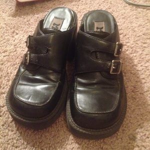 Chunky Black Leather Platforms With Buckles