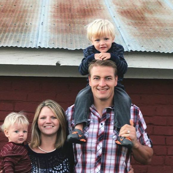 Meet your Posher, Christi - Picture 1 of 1