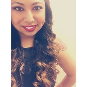 Meet your Posher, Connie