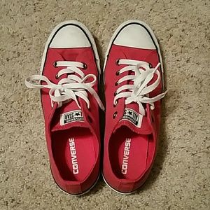 Womens Red Converse Low Top Shoes sz 9.5 All Stars