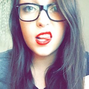 Meet your Posher, Dani