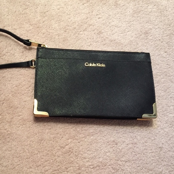 Calvin Klein clutch/wristlet!