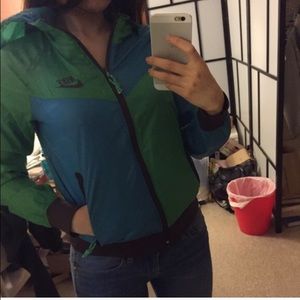 Nike windbreaker