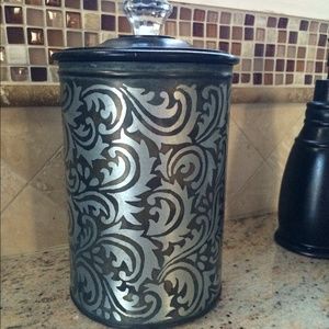 Kitchen canister