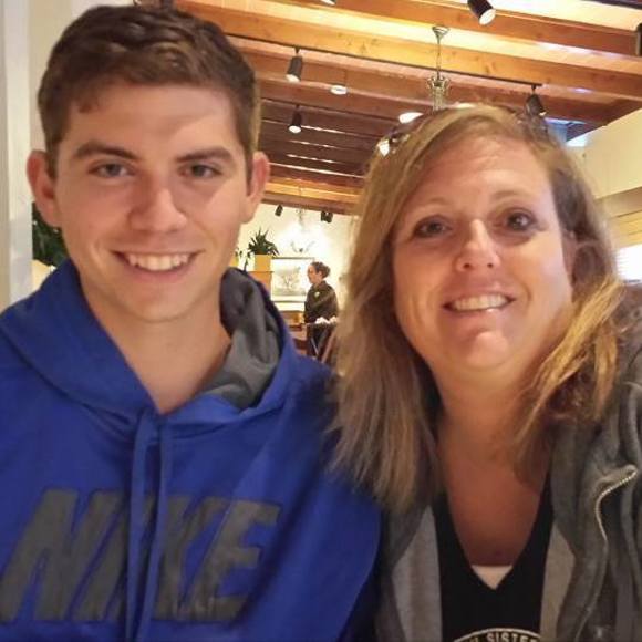 Meet your Posher, Roxanne