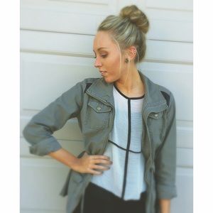 Meet your Posher, Dani