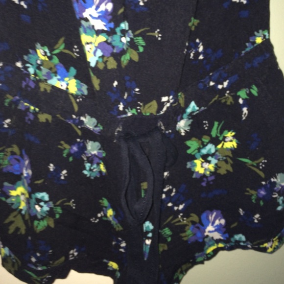 Flower romper - Picture 3 of 4
