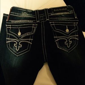 Rock Revival Stretch Jeans. LOW PRICE💲