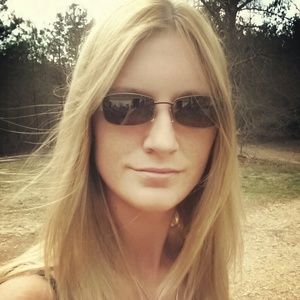 Meet your Posher, Sara