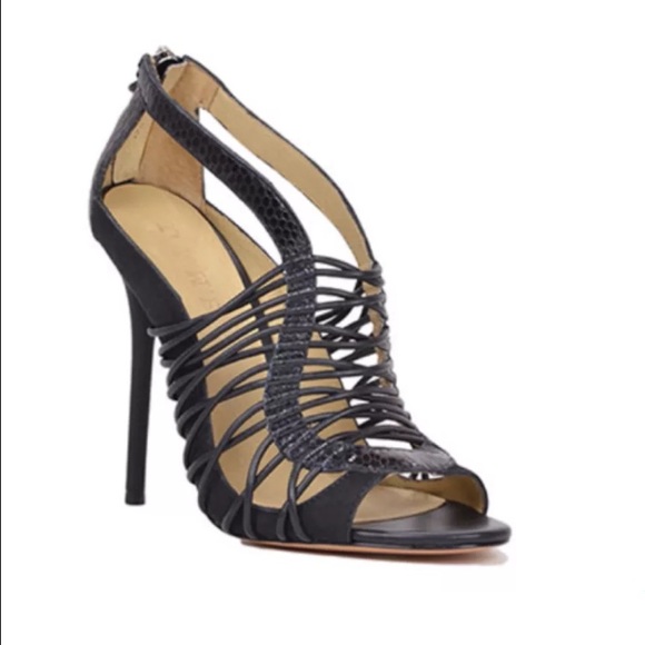 NIB L.A.M.B. by Gwen Stefani Raivyn Strappy Heels