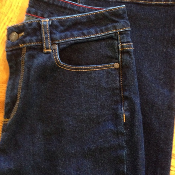 2 for $20 👢Curvy Bootcut Dark Denim Jeans - Picture 4 of 4
