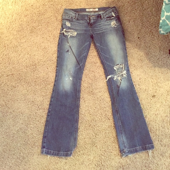 Hollister Destressed jeans
