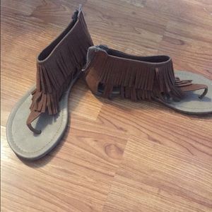 Moccasin Fringe Sandals