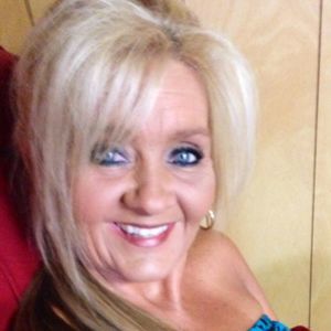 Meet your Posher, Ronika