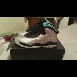 Liberty 10's