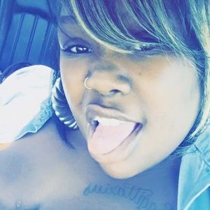 Meet your Posher, Reneisha