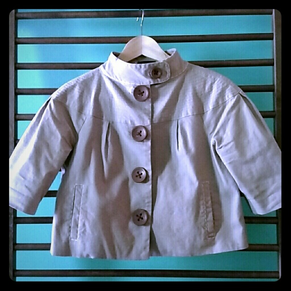 *sale* Very cute 3/4 jacket with oversized buttons - Picture 1 of 4