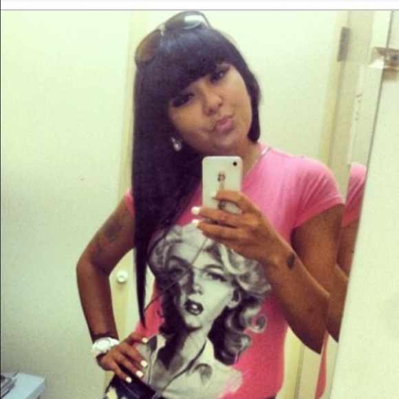 Marilyn Monroe Tshirt - Picture 2 of 2