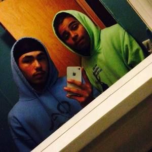 Meet your Posher, Ray