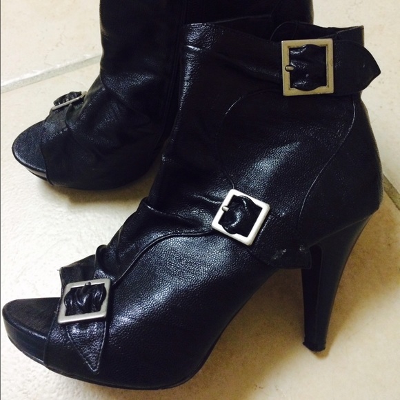 Madden Girl KENDRAA Peep Toe faux leather boots