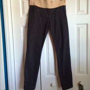 Gap maternity skinny khakis