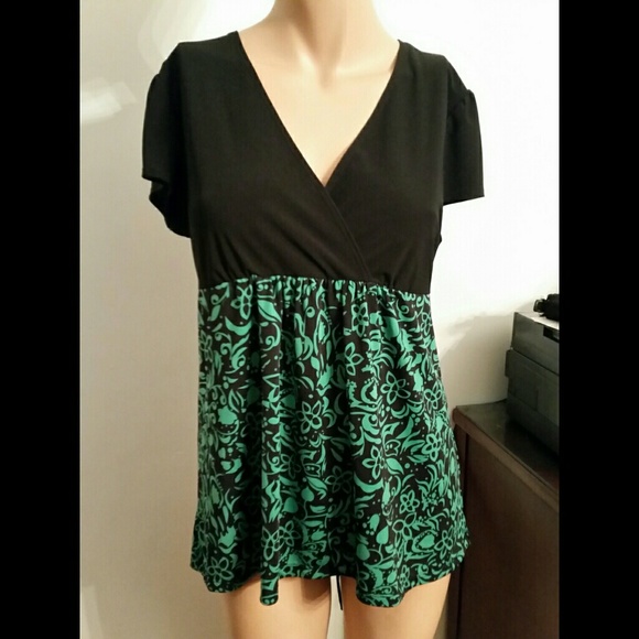 Cute crossover top