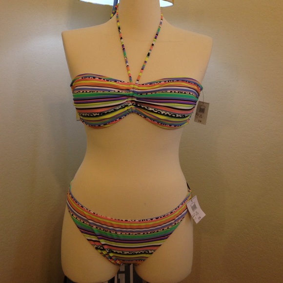 💕5 PIECE BIKINI BUNDLE💕 - Picture 2 of 4