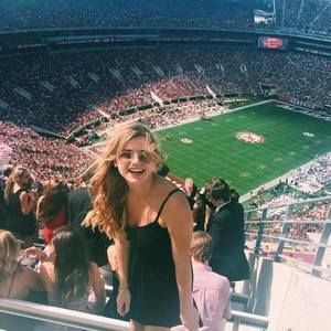 Meet your Posher, Courtney