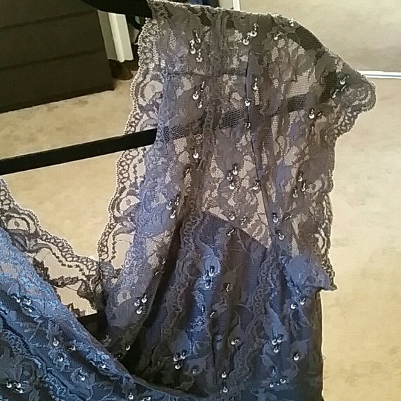 Dress - Picture 2 of 3