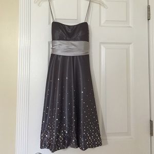Gray cocktail dress size 1/2.