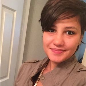 Meet your Posher, Karla