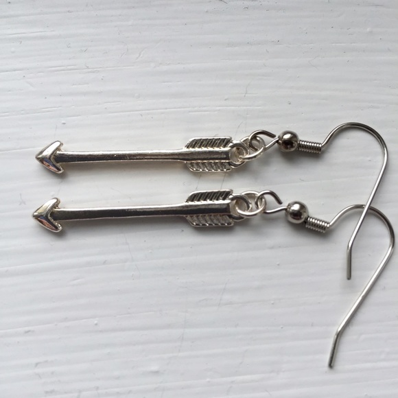 Jewelry - New Silver Plated Arrow Earrings Hook