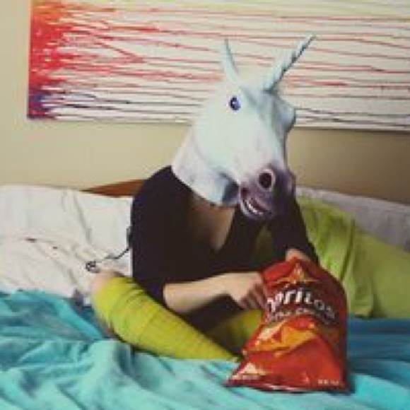 🦄Meet your posher!🦄 - Picture 4 of 4