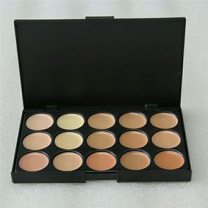 AVAILABLE . Cream contour cream . contouring kit.