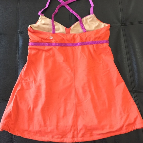 Lululemon top size 6SOLD - Picture 2 of 3