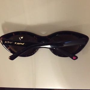 Betsey Johnson Cateye sunglasses tortoise shell