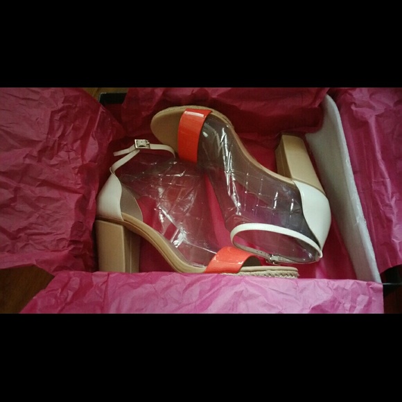 Vince Camuto sandals