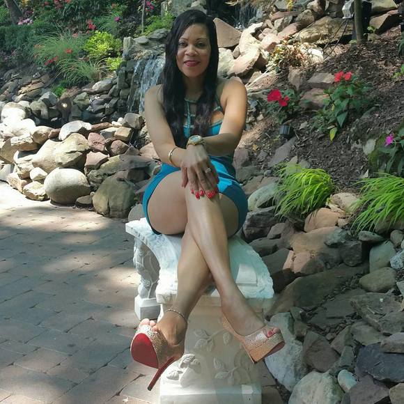 Meet your Posher, Alicia