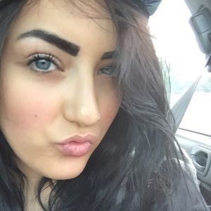 Meet your Posher, Kendra