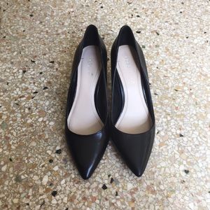 BCBGeneration black pointed toe heels