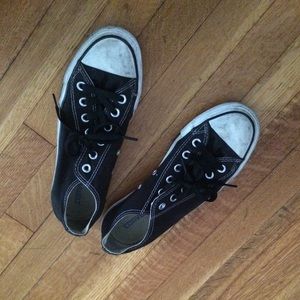 Women's size 7.5 black Converse All Stars