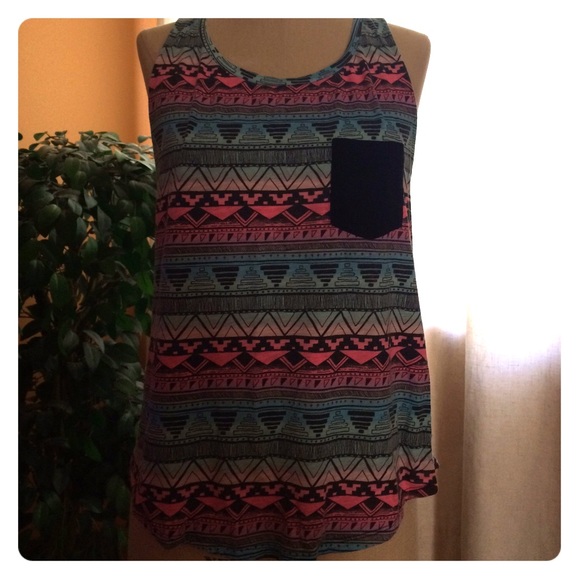 Victoria's Secret PINK Aztec muscle pocket tank